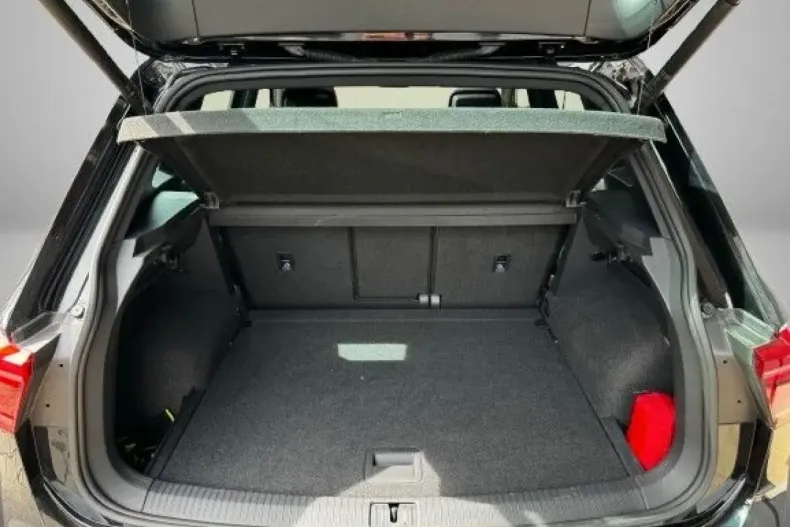 Volkswagen Tiguan din 2024 cu 28.000 km - oferta VOL181565 - foto 7