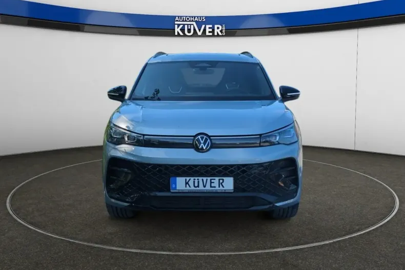 Volkswagen Tiguan din 2024 cu 16.900 km - oferta VOL181566 - foto 2