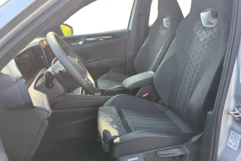 Volkswagen Tiguan din 2024 cu 16.900 km - oferta VOL181566 - foto 8