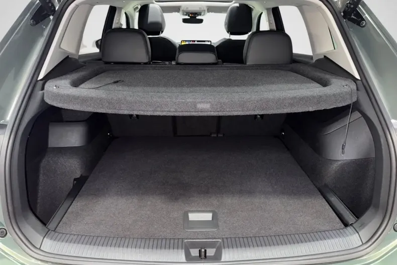 Volkswagen Tiguan din 2024 cu 30.000 km - oferta VOL181569 - foto 8