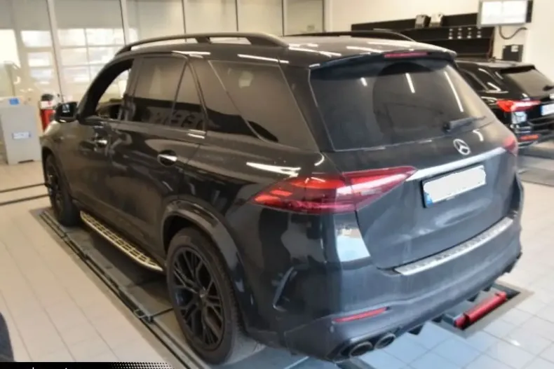 Mercedes-Benz GLE 53 AMG (Clasa GLE) din 2024 cu 27.335 km - oferta MER181576 - foto 2