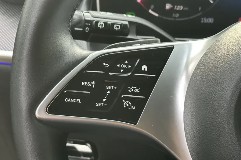 Mercedes-Benz GLC 300 (Clasa GLC) din 2024 cu 37.465 km - oferta MER181582 - foto 8