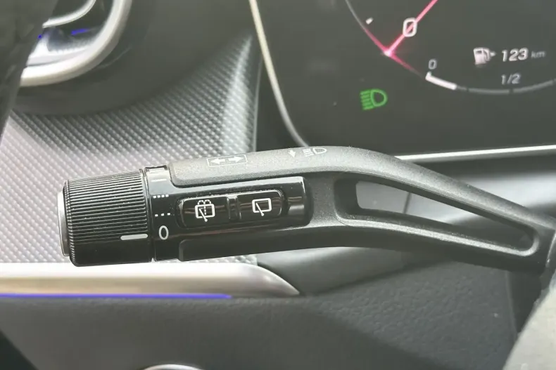 Mercedes-Benz GLC 300 (Clasa GLC) din 2024 cu 37.465 km - oferta MER181582 - foto 10