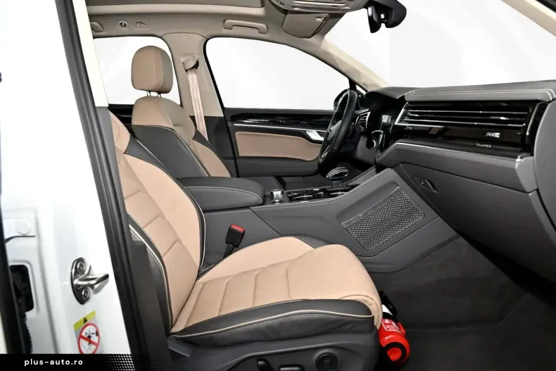 Volkswagen Touareg din 2024 cu 25.040 km - oferta VOL181585 - foto 5