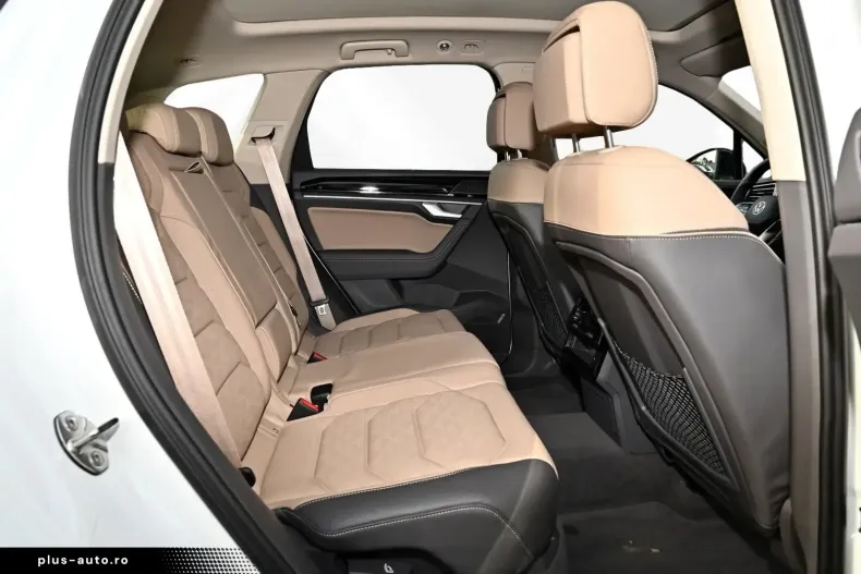 Volkswagen Touareg din 2024 cu 25.040 km - oferta VOL181585 - foto 6