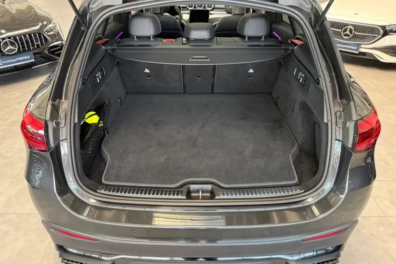 Mercedes-Benz GLC 63 AMG (Clasa GLC) din 2024 cu 28.095 km - oferta MER181587 - foto 17