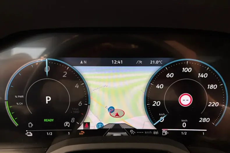 Volkswagen Touareg din 2024 cu 33.835 km - oferta VOL181590 - foto 15