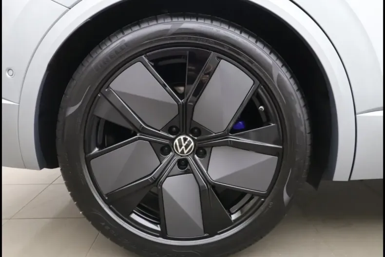 Volkswagen Touareg din 2024 cu 60.700 km - oferta VOL181591 - foto 19