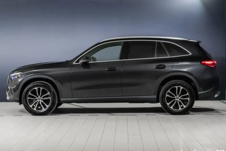 Mercedes-Benz GLC 220 (Clasa GLC) din 2024 cu 22.048 km - oferta MER181594 - foto 3