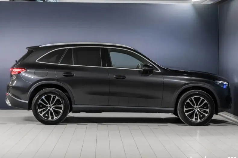 Mercedes-Benz GLC 220 (Clasa GLC) din 2024 cu 22.048 km - oferta MER181594 - foto 4