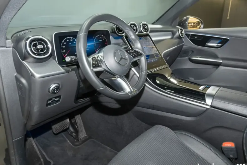 Mercedes-Benz GLC 220 (Clasa GLC) din 2024 cu 22.048 km - oferta MER181594 - foto 12