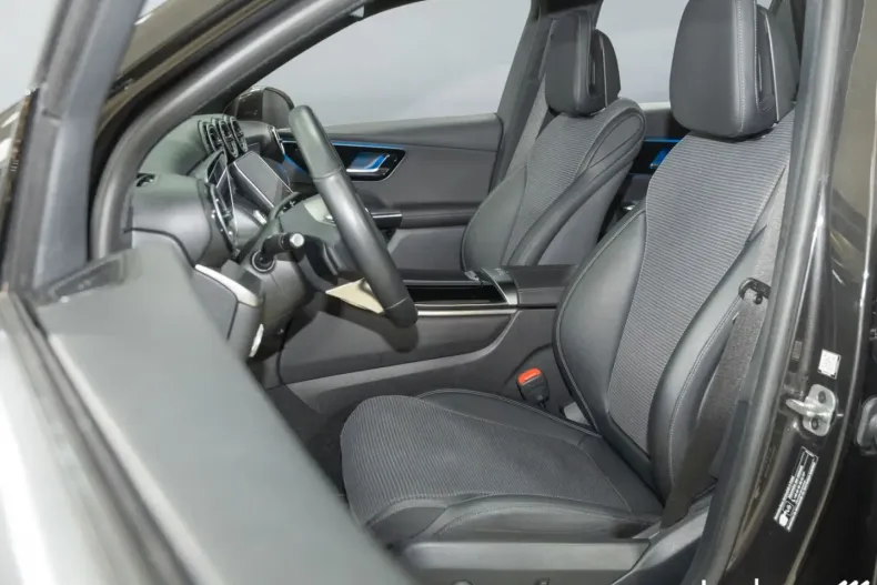 Mercedes-Benz GLC 220 (Clasa GLC) din 2024 cu 22.048 km - oferta MER181594 - foto 13