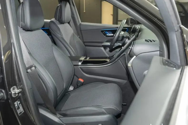 Mercedes-Benz GLC 220 (Clasa GLC) din 2024 cu 22.048 km - oferta MER181594 - foto 16