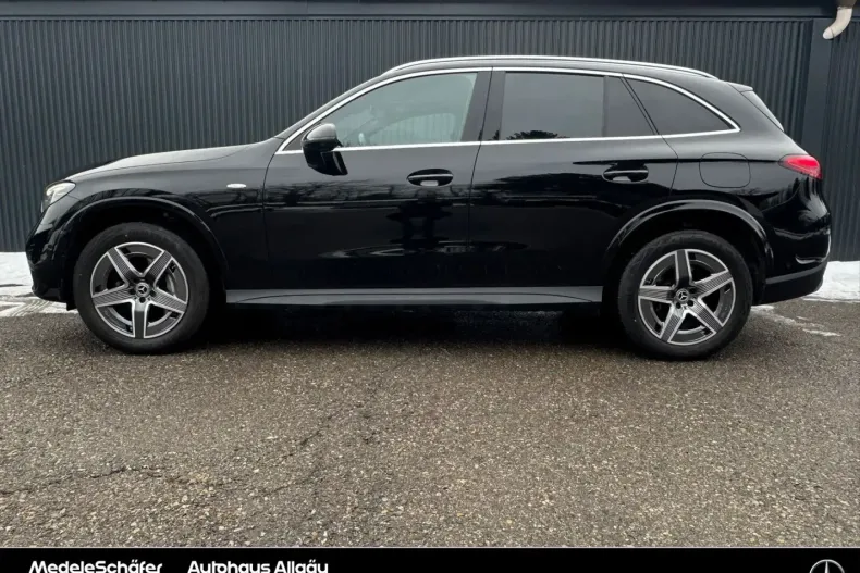 Mercedes-Benz GLC 300 (Clasa GLC) din 2025 cu 9.000 km - oferta MER181595 - foto 8