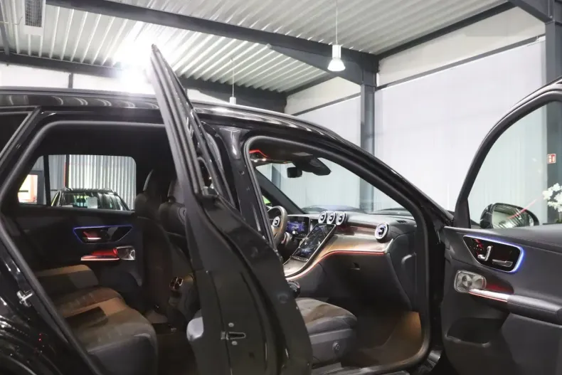 Mercedes-Benz GLC 300 (Clasa GLC) din 2024 cu 20.000 km - oferta MER181598 - foto 18