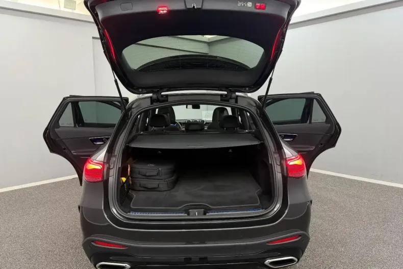 Mercedes-Benz GLC 300 (Clasa GLC) din 2024 cu 20.000 km - oferta MER181600 - foto 14