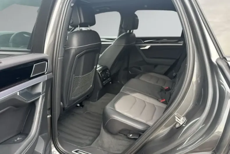 Volkswagen Touareg din 2024 cu 62.000 km - oferta VOL181601 - foto 9