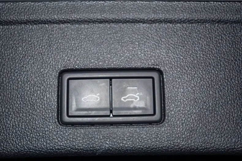 Volkswagen Touareg din 2024 cu 22.971 km - oferta VOL181605 - foto 22