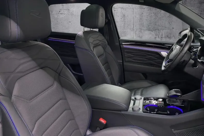 Volkswagen Touareg din 2024 cu 41.150 km - oferta VOL181608 - foto 8