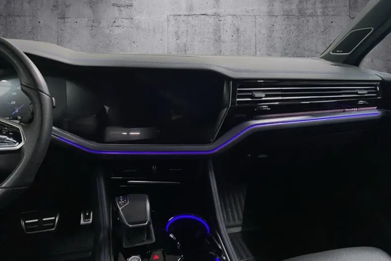 Volkswagen Touareg din 2024 cu 41.150 km - oferta VOL181608 - foto 12