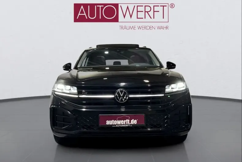 Volkswagen Touareg din 2025 cu 39.556 km - oferta VOL181610 - foto 2