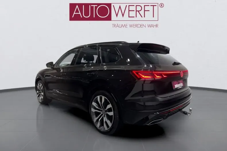 Volkswagen Touareg din 2025 cu 39.556 km - oferta VOL181610 - foto 4