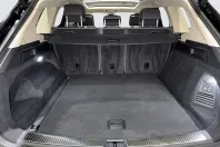 Volkswagen Touareg din 2025 cu 39.556 km - oferta VOL181610 - foto 8