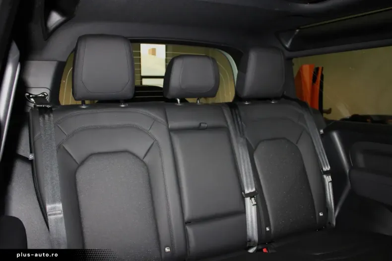 Land Rover Defender din 2023 cu 32.500 km - oferta LAN181611 - foto 15