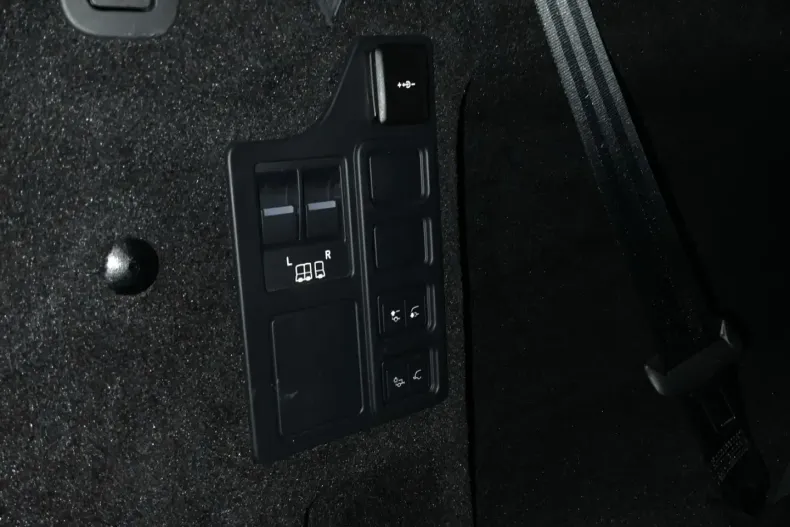 Land Rover Discovery din 2024 cu 28.404 km - oferta LAN181612 - foto 18