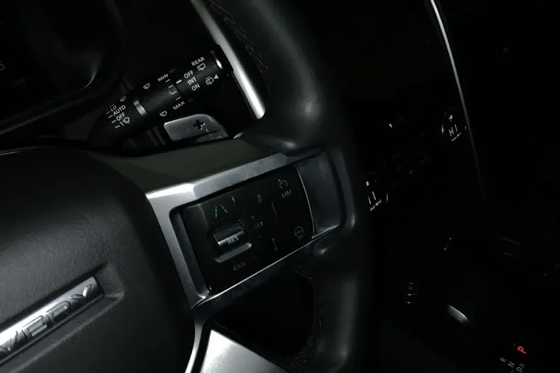 Land Rover Discovery din 2024 cu 28.404 km - oferta LAN181612 - foto 24