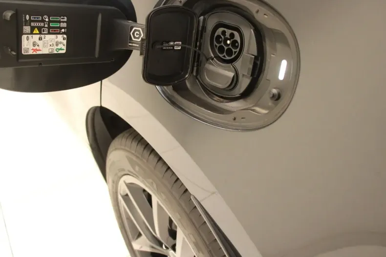 Land Rover Range Rover Velar din 2024 cu 20.000 km - oferta LAN181613 - foto 22