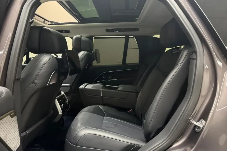 Land Rover Range Rover din 2022 cu 39.000 km - oferta LAN181614 - foto 9