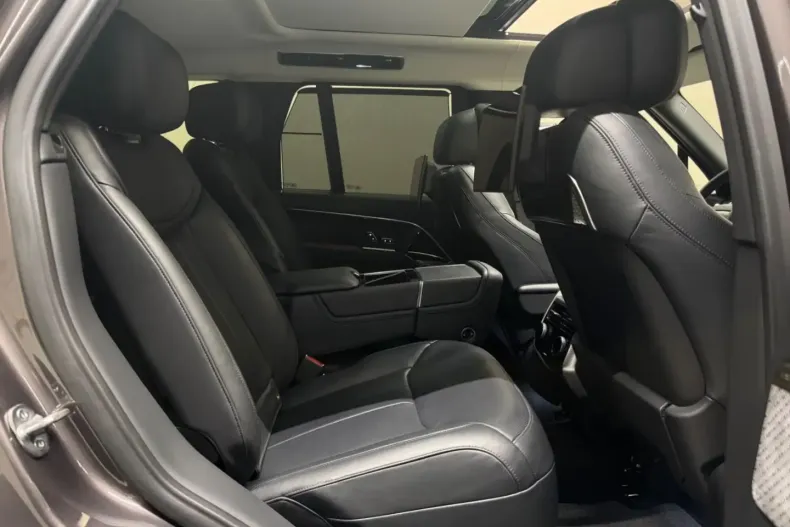 Land Rover Range Rover din 2022 cu 39.000 km - oferta LAN181614 - foto 13