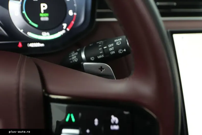 Land Rover Range Rover Sport din 2024 cu 42.328 km - oferta LAN181615 - foto 39