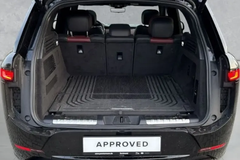 Land Rover Range Rover Sport din 2024 cu 12.816 km - oferta LAN181617 - foto 10