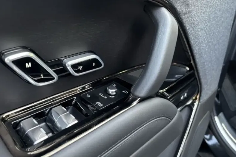 Land Rover Range Rover Sport din 2024 cu 12.816 km - oferta LAN181617 - foto 20