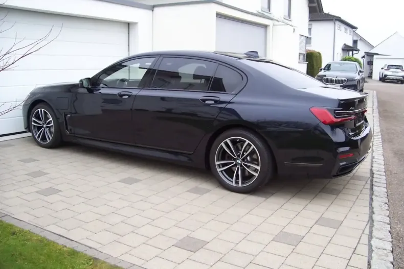 BMW 745 (Seria 7) din 2021 cu 73.500 km - oferta BMW181621 - foto 4