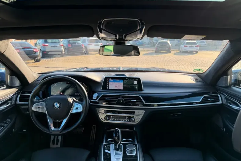 BMW 740 (Seria 7) din 2021 cu 72.232 km - oferta BMW181623 - foto 3