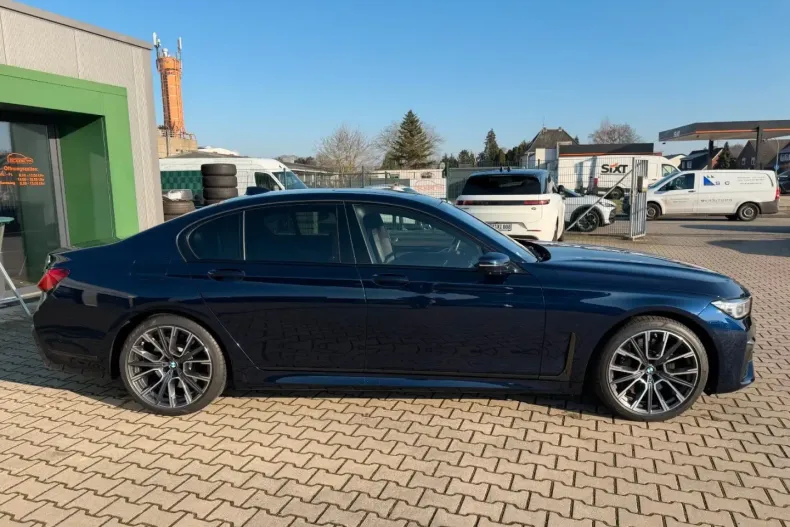 BMW 740 (Seria 7) din 2021 cu 72.232 km - oferta BMW181623 - foto 8