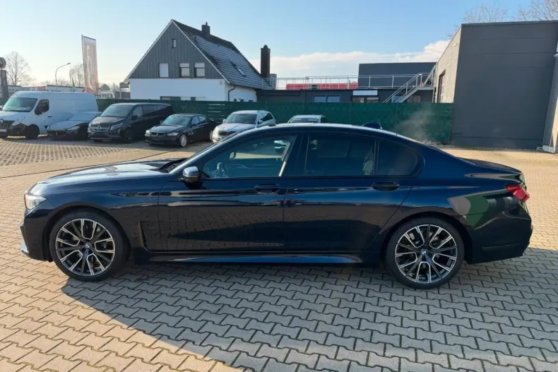 BMW 740 (Seria 7) din 2021 cu 72.232 km - oferta BMW181623 - foto 9