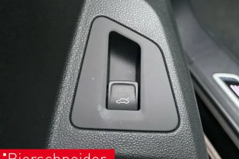 Volkswagen Touareg din 2025 cu 17.868 km - oferta VOL181629 - foto 23