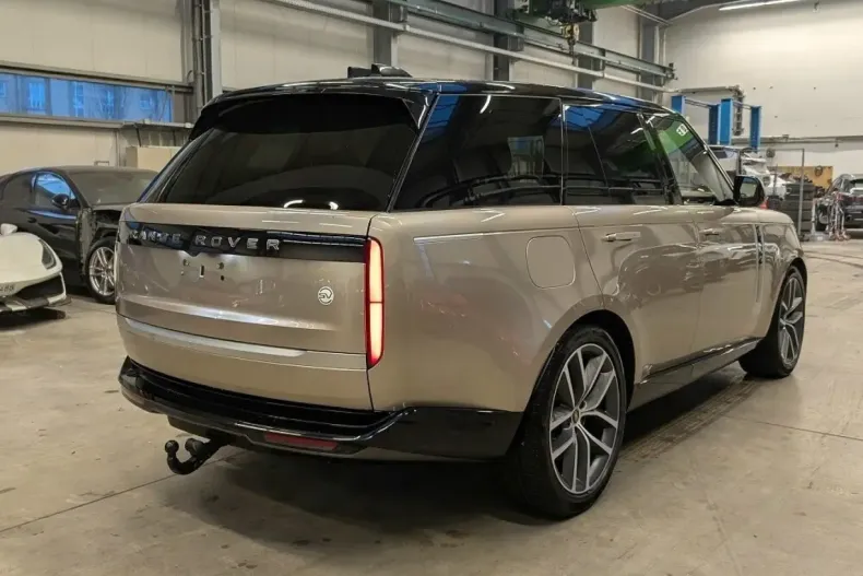 Land Rover Range Rover din 2023 cu 15.391 km - oferta LAN181630 - foto 5