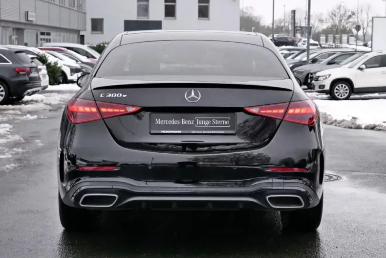 Mercedes-Benz C 300 (Clasa C) din 2022 cu 51.740 km - oferta MER181636 - foto 4