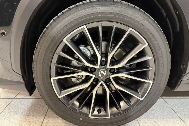 Lexus NX 350h din 2025 cu 50 km - oferta LEX181639 - foto 8