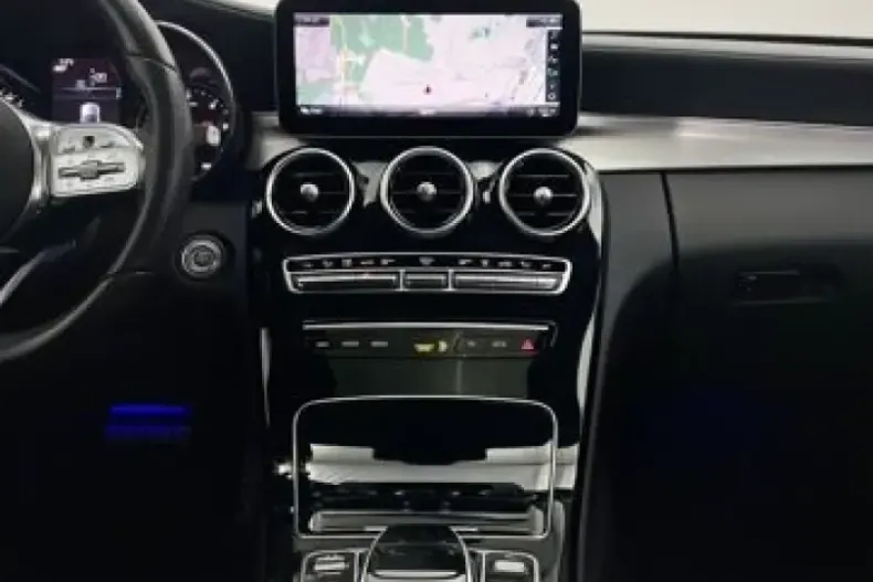 Mercedes-Benz C 300 (Clasa C) din 2021 cu 89.558 km - oferta MER181640 - foto 22