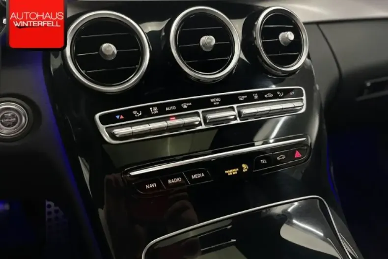 Mercedes-Benz C 300 (Clasa C) din 2021 cu 89.558 km - oferta MER181640 - foto 37