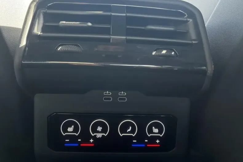 BMW 520 (Seria 5) din 2025 cu 21.945 km - oferta BMW181643 - foto 20