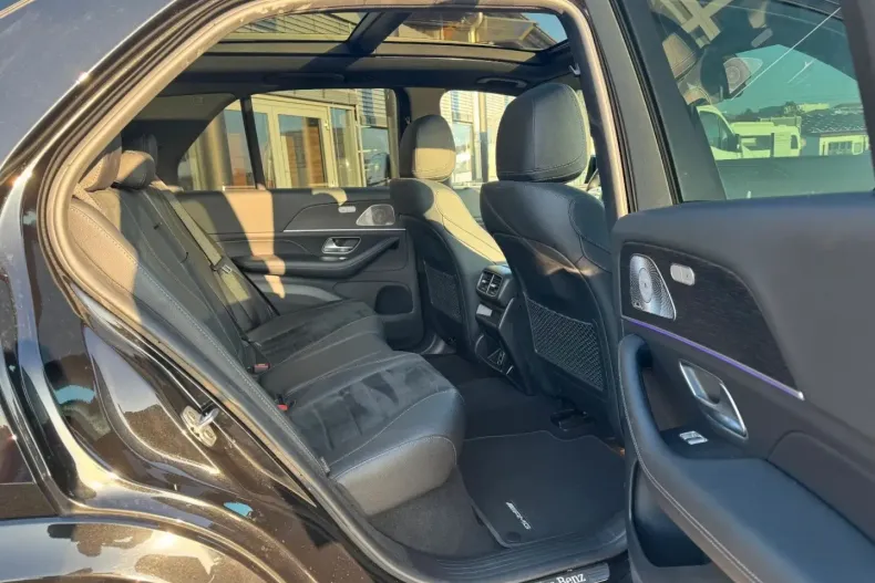 Mercedes-Benz GLE 300 (Clasa GLE) din 2024 cu 40.000 km - oferta MER181646 - foto 7