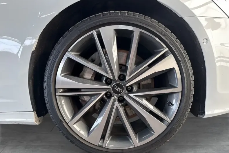 Audi A6 din 2023 cu 33.308 km - oferta AUD181647 - foto 4