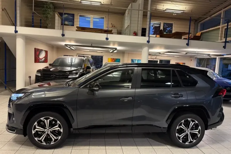 Toyota RAV4 din 2025 cu 50 km - oferta TOY181661 - foto 3